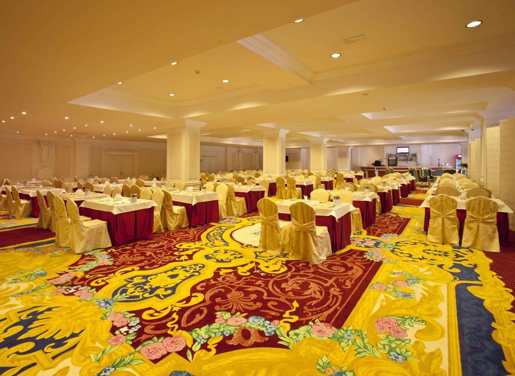 Royal Congress Hotel Kyiv Restaurant photo